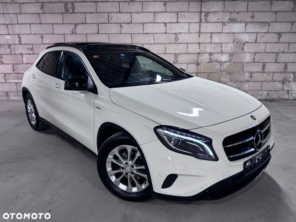 Mercedes-Benz GLA 200 7G-DCT Edition 1 - 8