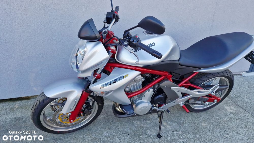 Kawasaki ER - 18