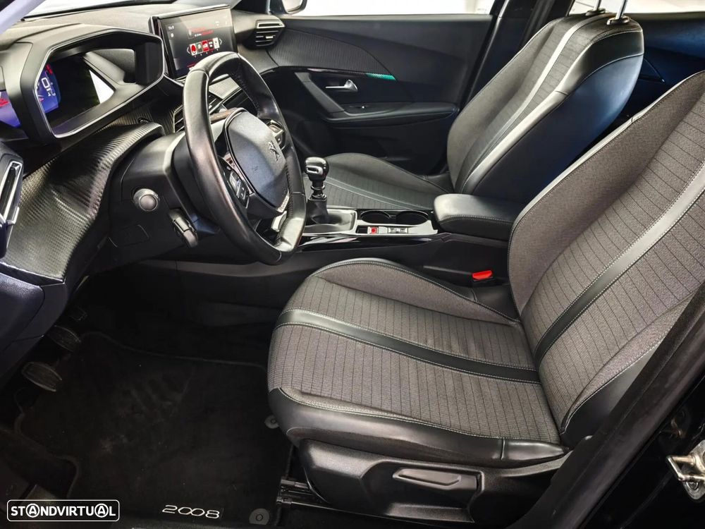 Peugeot 2008 PureTech 100 Allure - 22