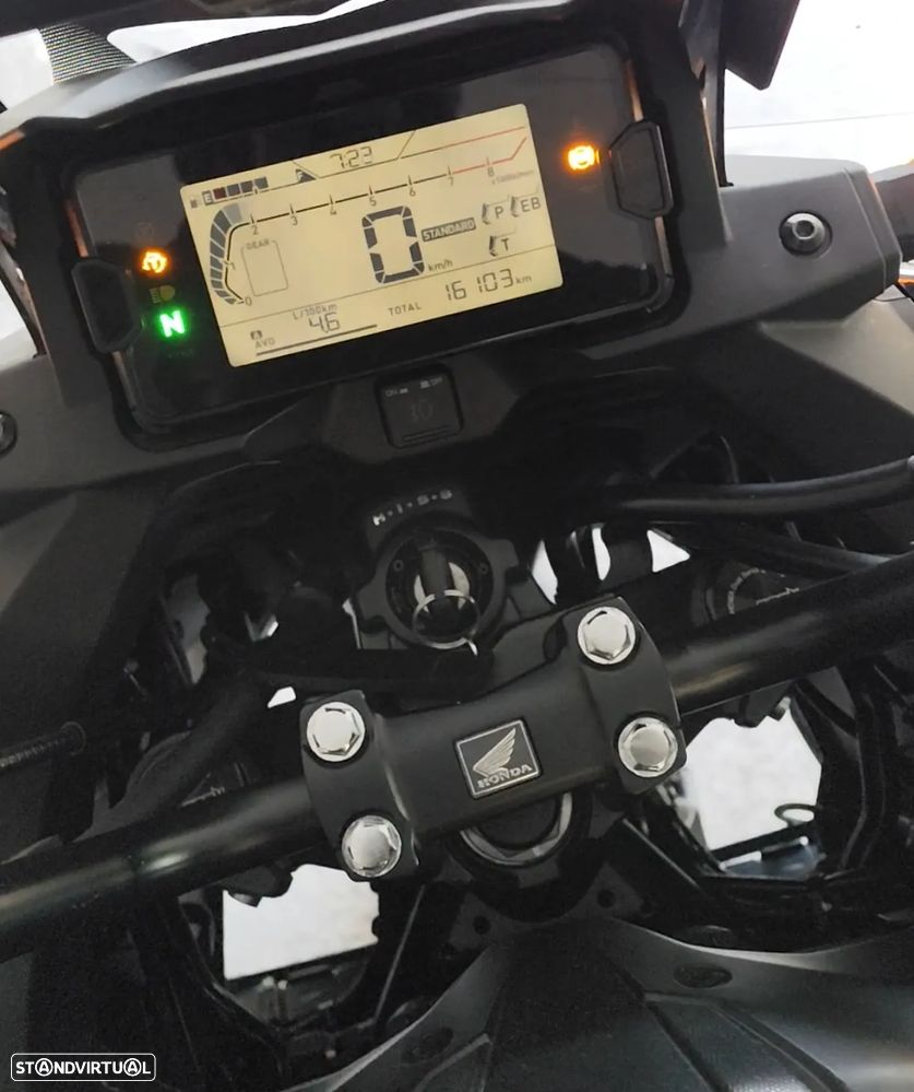 Honda NC750X - 4