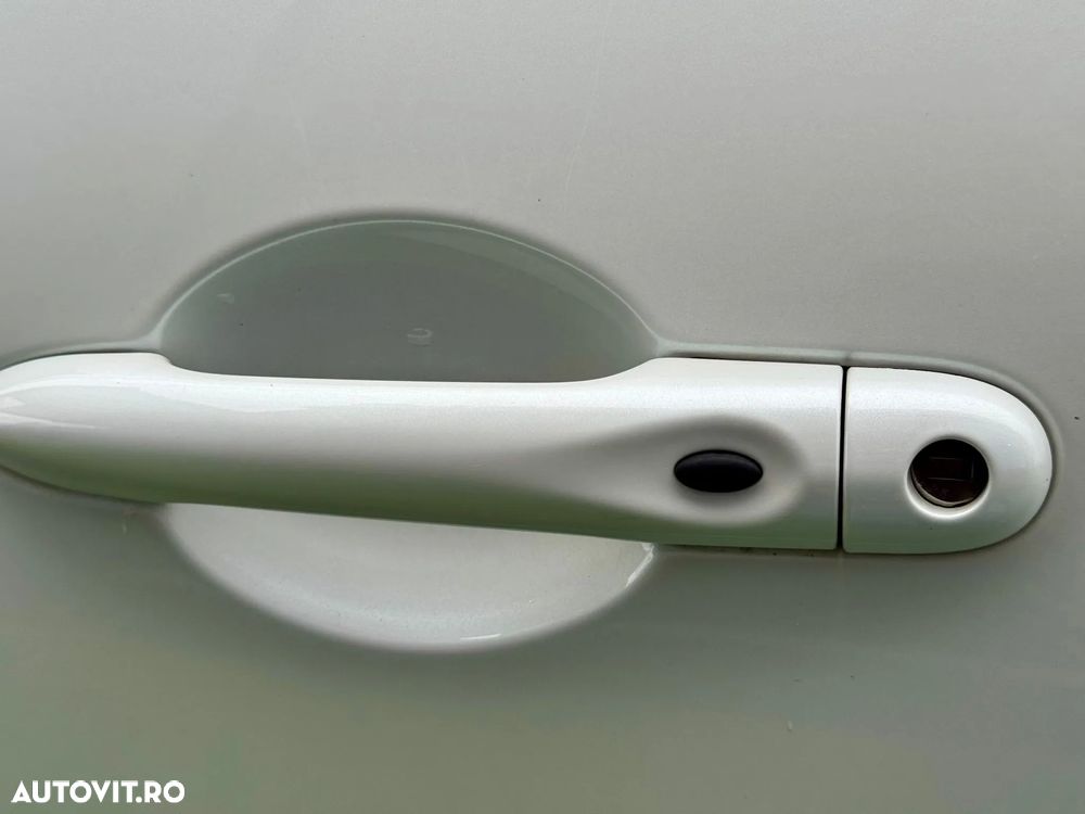 Renault Clio IV Energy dCi EDC Intens - 22