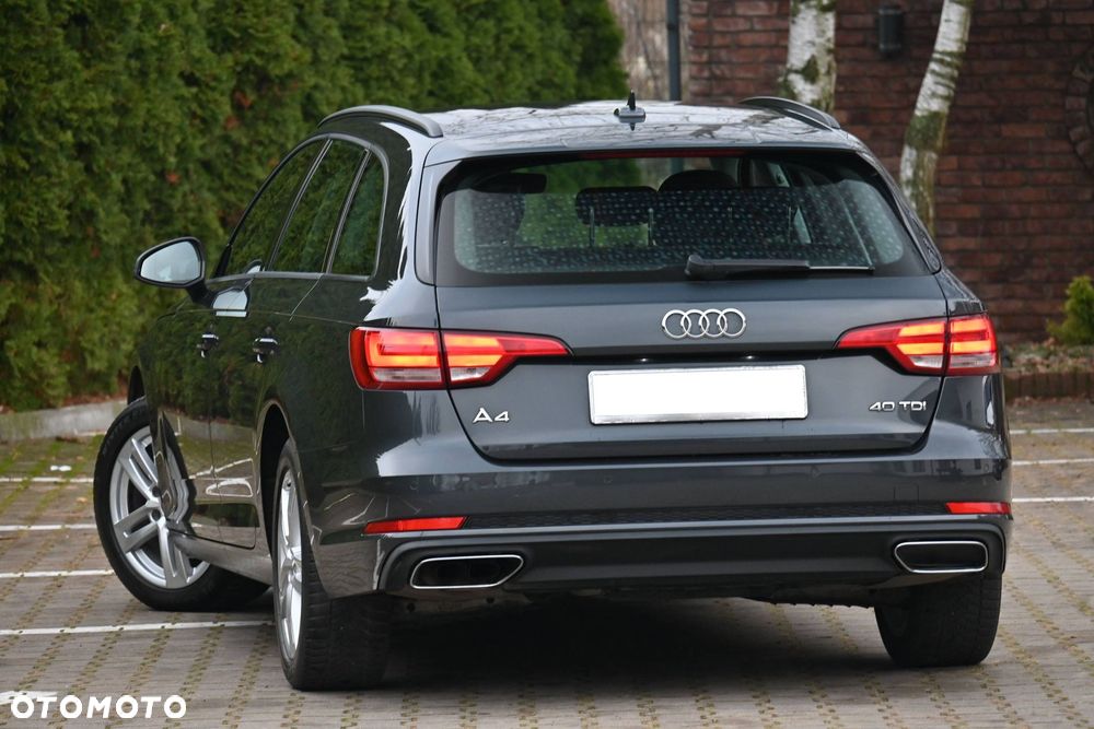 Audi A4 Avant 2.0 TDI Sport S tronic - 11