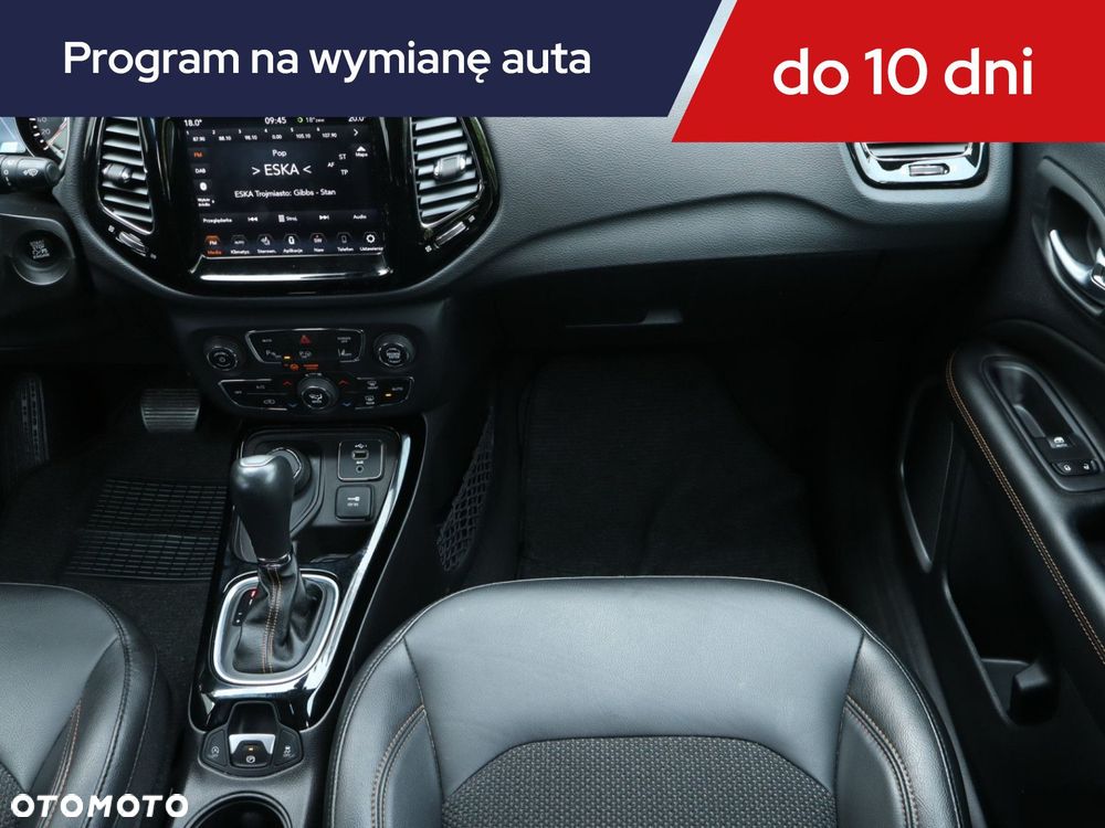 Jeep Compass - 10