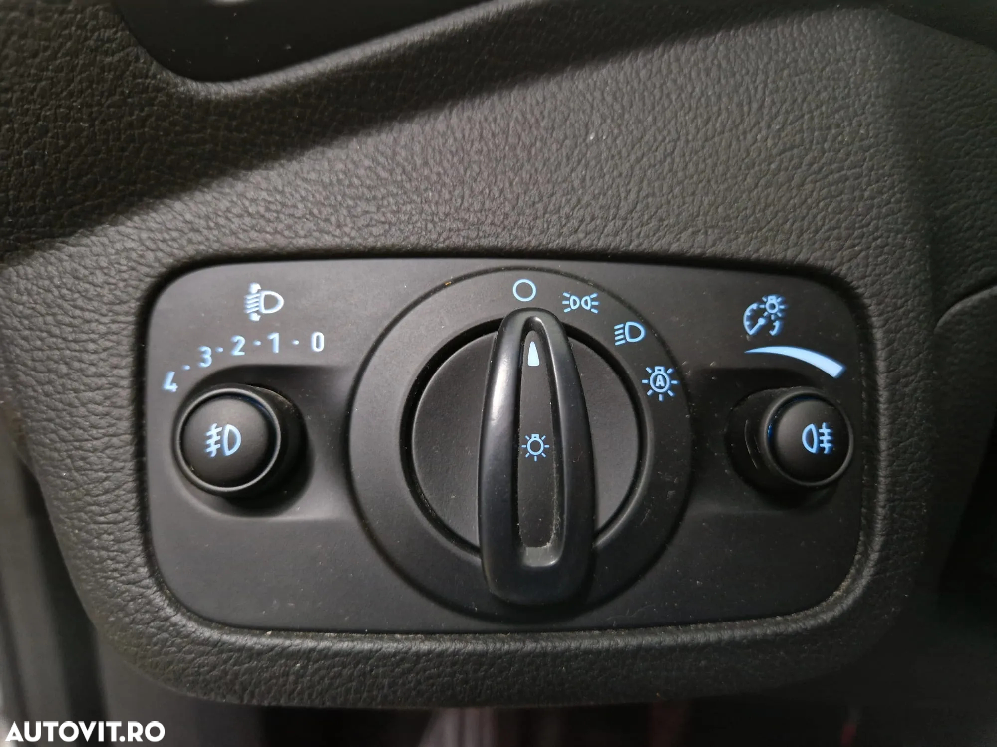 Ford C-Max 1.0 Ecoboost Start Stop Titanium - 8