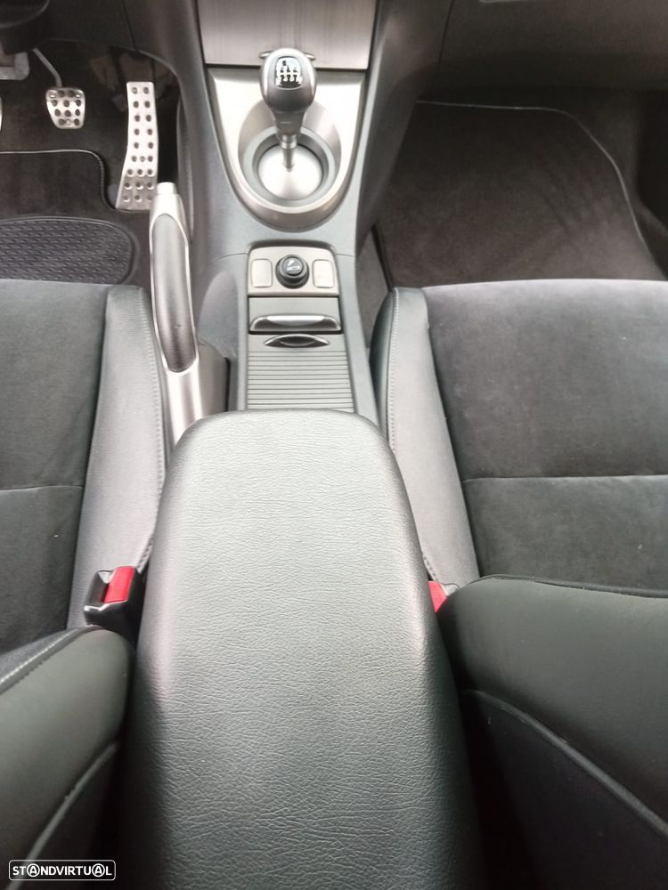 Honda Civic 1.4 i-VTEC Sport - 8