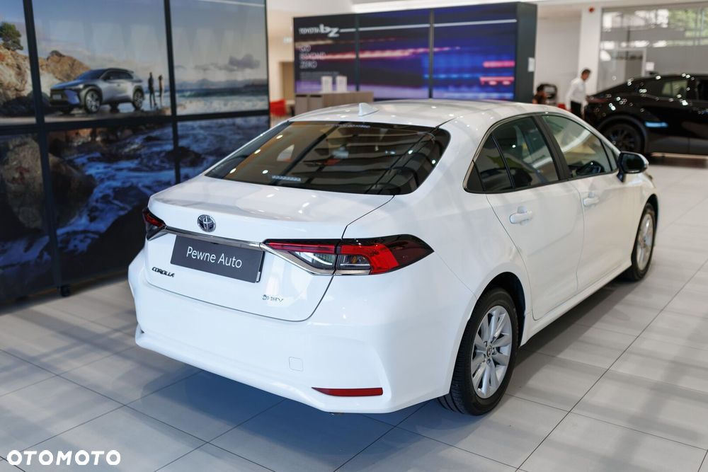 Toyota Corolla 1.8 Hybrid Comfort - 12