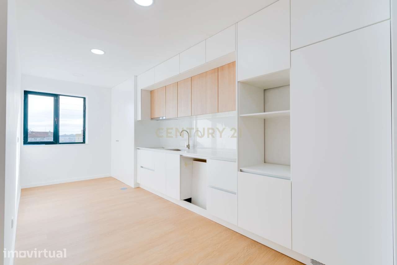 Apartamento T3 em Arrifana - Grande imagem: 3/29