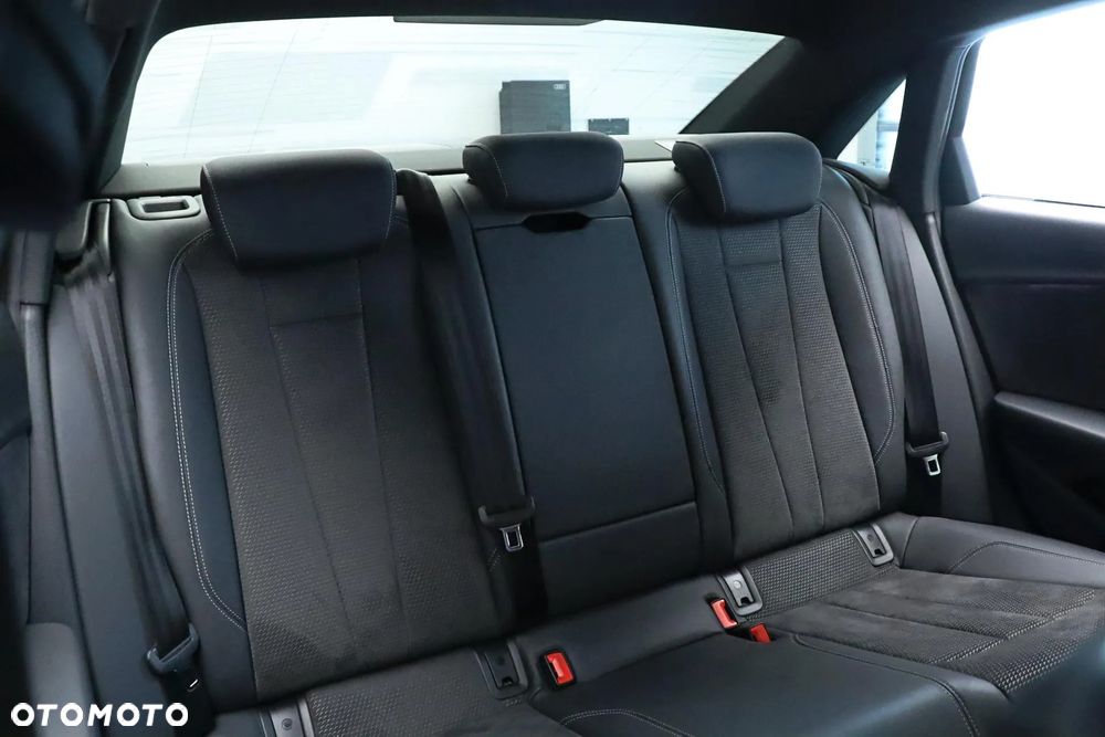 Audi A4 - 13