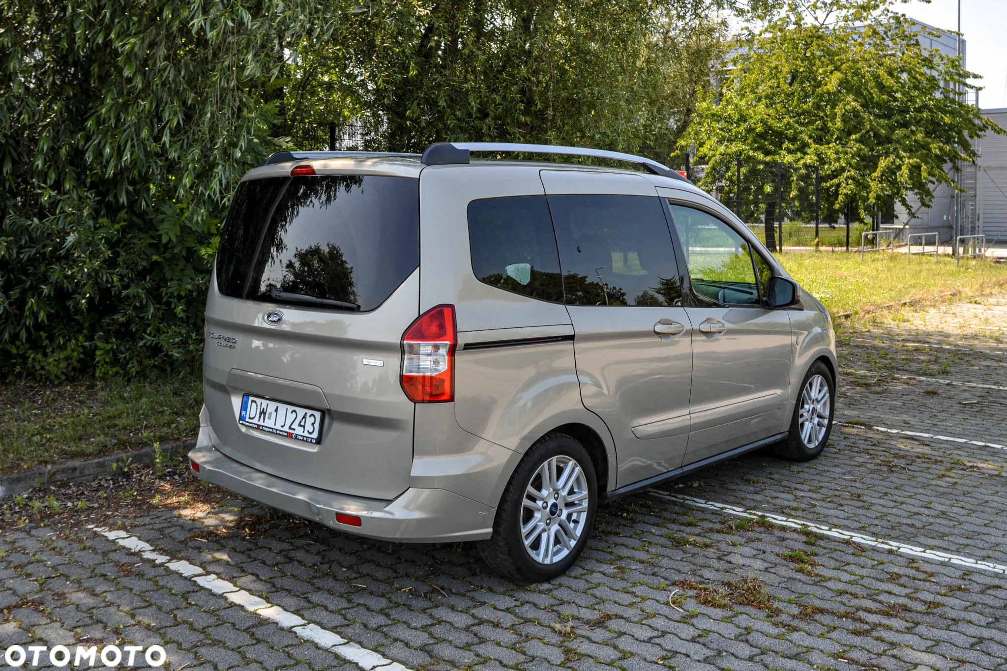 Ford Tourneo Courier - 4