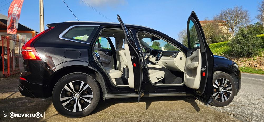 Volvo XC 60 2.0 T6 PHEV Core AWD - 2