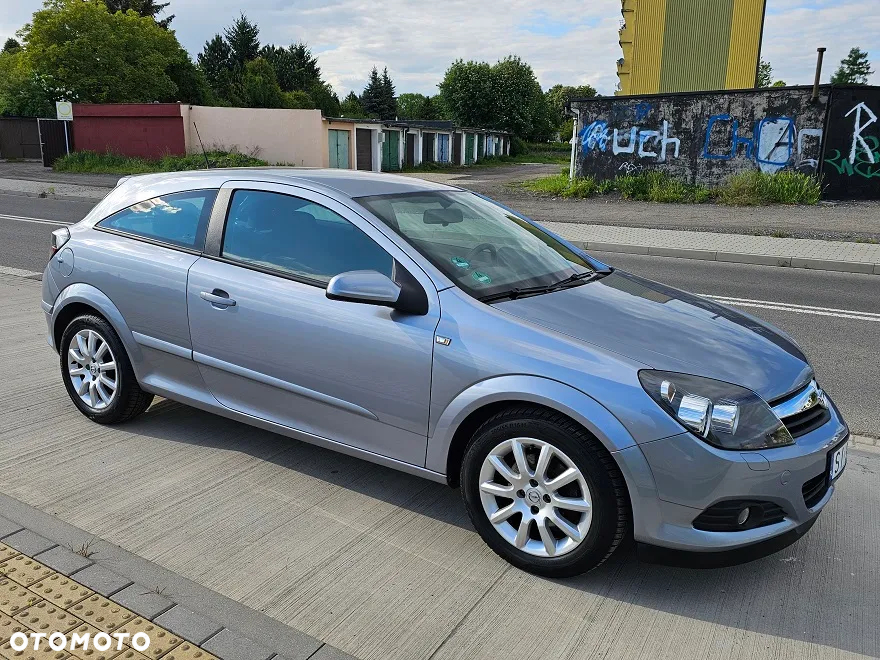 Opel Astra GTC 1.6 Edition Plus - 7