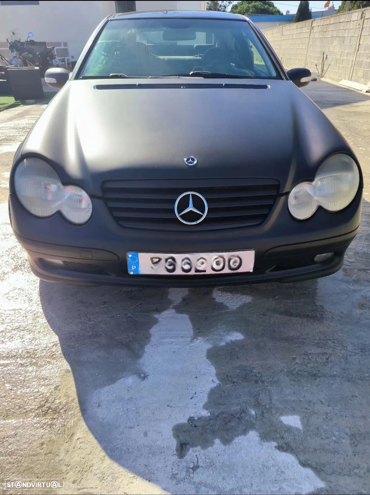 Mercedes-Benz C 200 Sport Coupé Kompressor Classic - 15