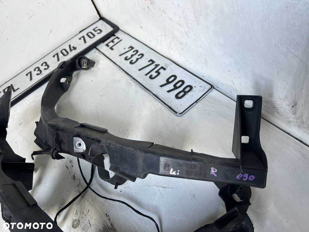 Ślizgi lampy lewy prawy Bmw e90 e91 LCi lift komplet - 2