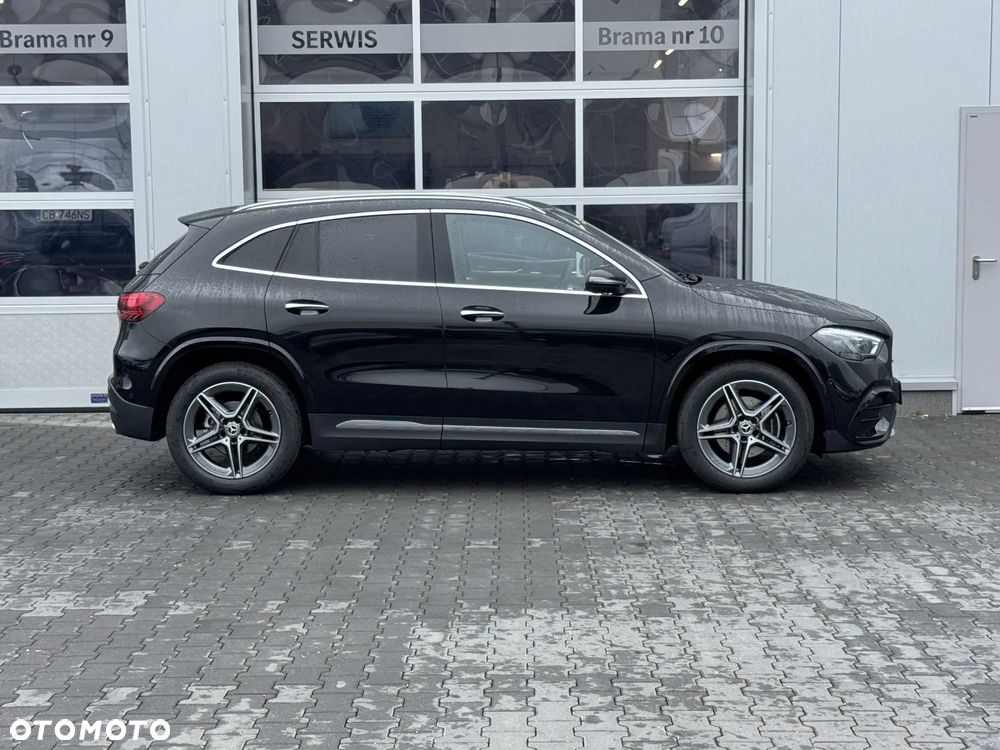 Mercedes-Benz GLA 200 AMG Line - 7