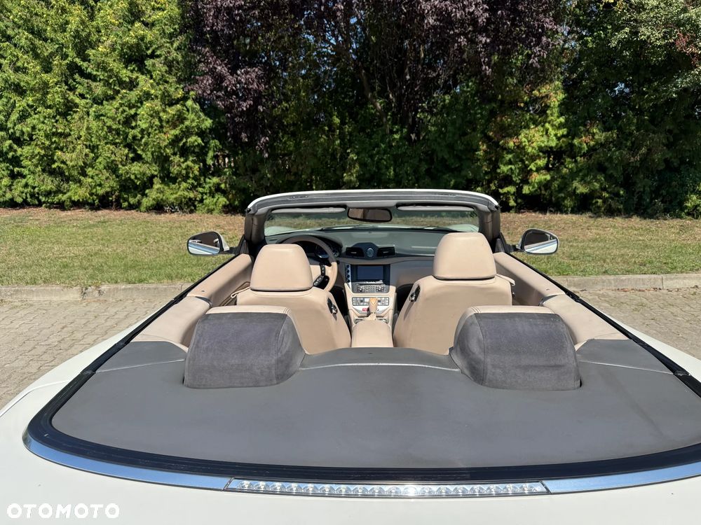 Maserati GranCabrio - 12
