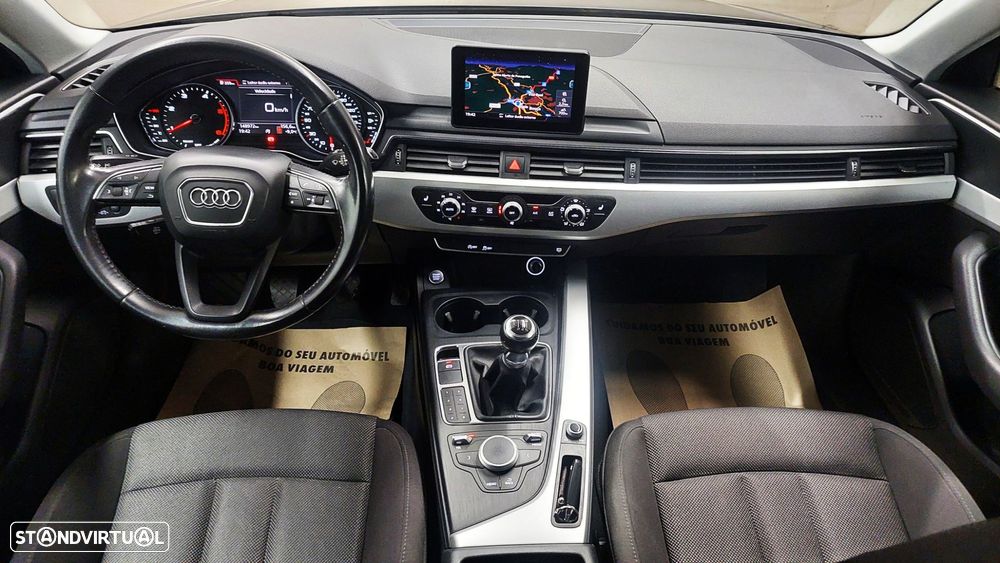 Audi A4 Avant 2.0 TDI Business Line - 12