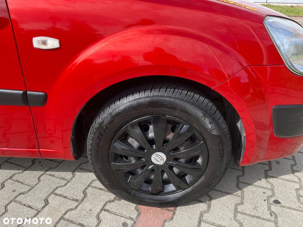Kia Rio 1.6 Sport - 8