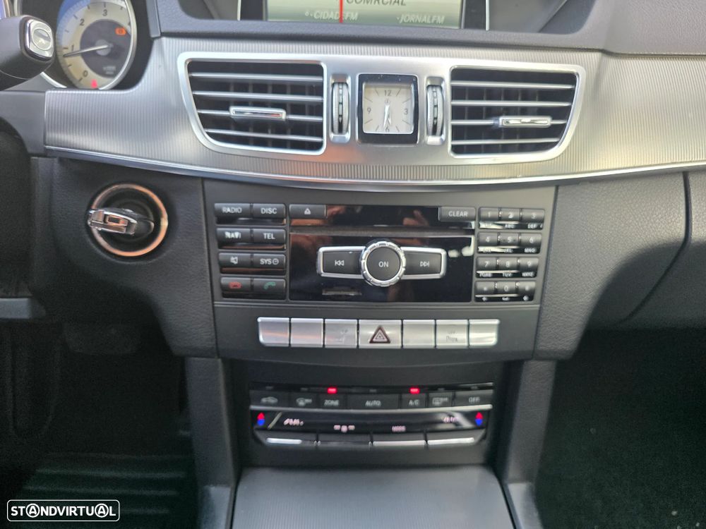 Mercedes-Benz E 300 Bluetec Hybrid Avantgarde - 22