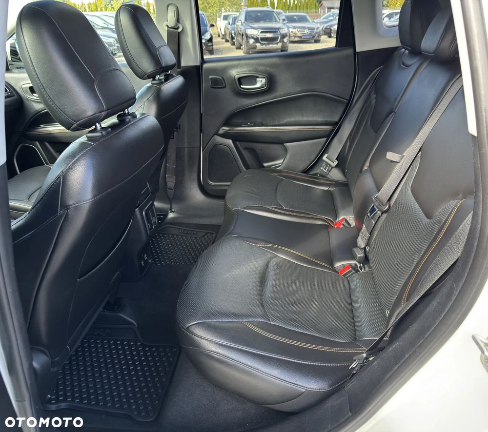 Jeep Compass 1.4 TMair Limited 4WD S&S - 30