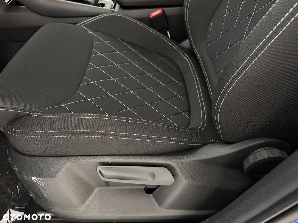 Skoda Karoq 1.5 TSI ACT Sportline DSG - 22