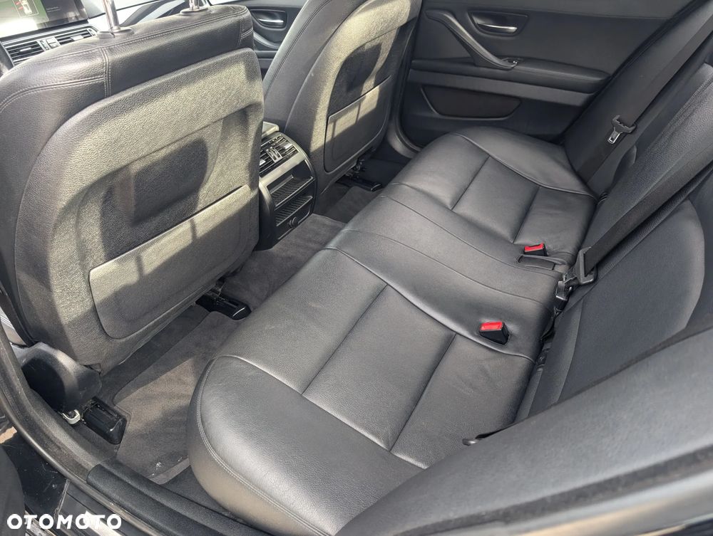BMW Seria 5 518d - 9