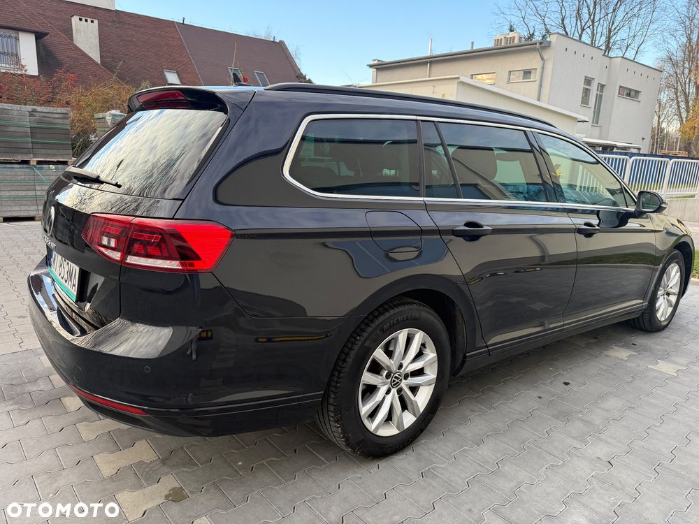 Volkswagen Passat 2.0 TDI EVO Business - 9