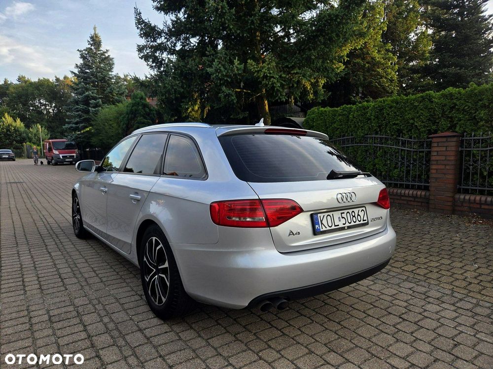 Audi A4 - 4