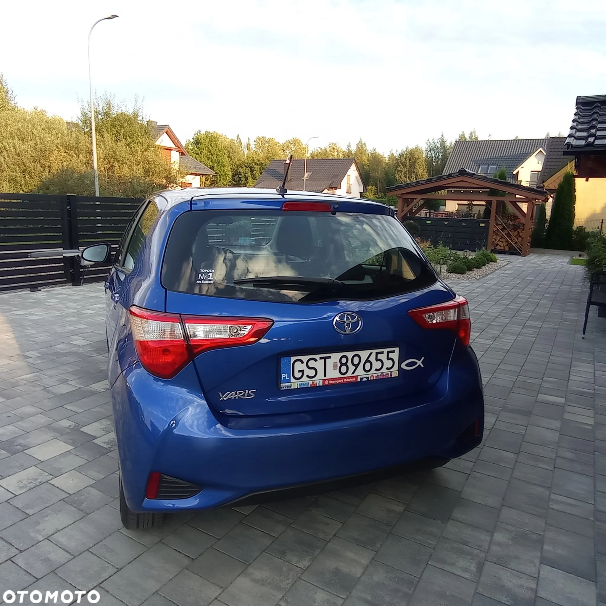 Toyota Yaris 1.5 Premium - 3