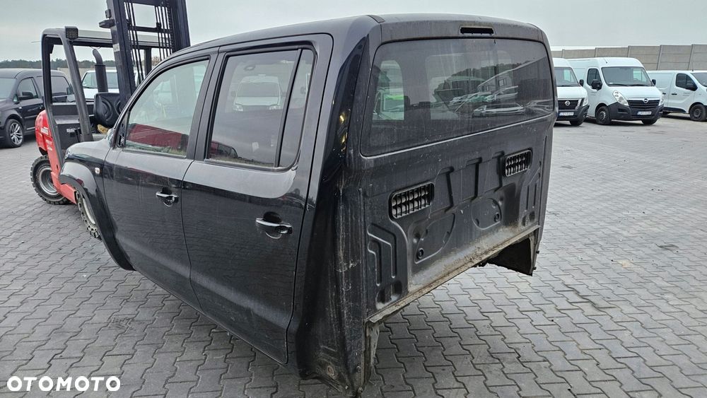 szyba ściana grodziowa tył tylna kabiny vw amarok i 2h - 1