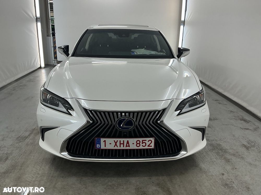 Lexus Seria ES 300h Executive - 6