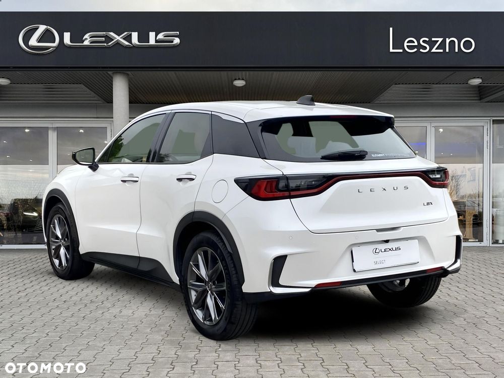 Lexus LBX 1.5 Hybrid Elegant - 4