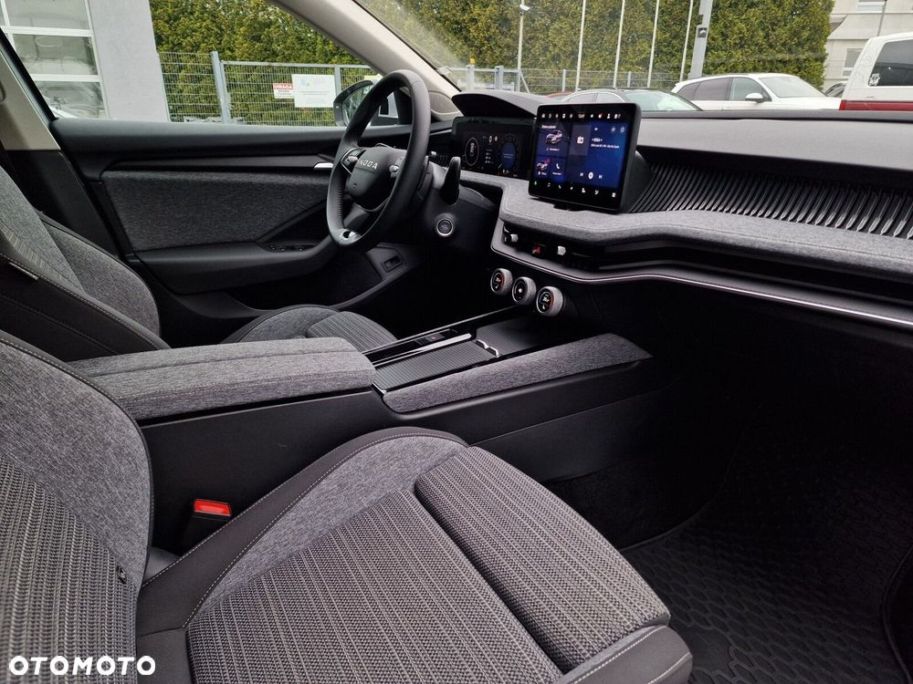 Skoda Superb 1.5 TSI mHEV Selection DSG - 17