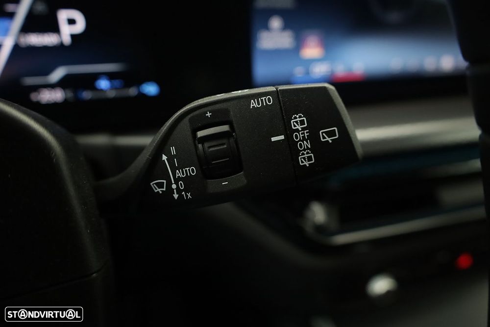 BMW 330 e Edição Desportiva M Auto - 18