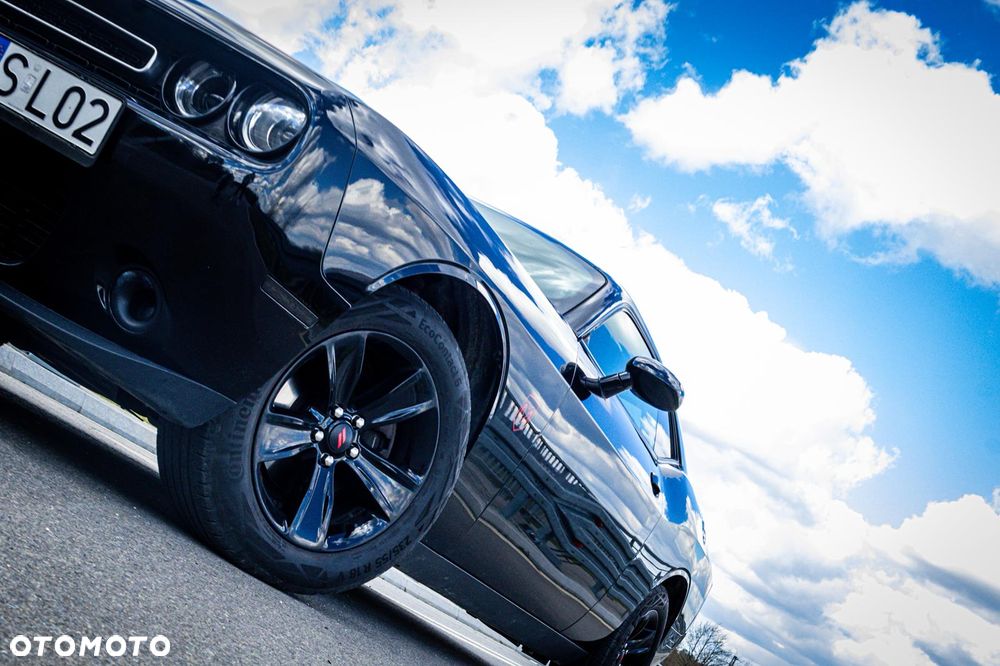Dodge Challenger Automatik SXT Plus - 2