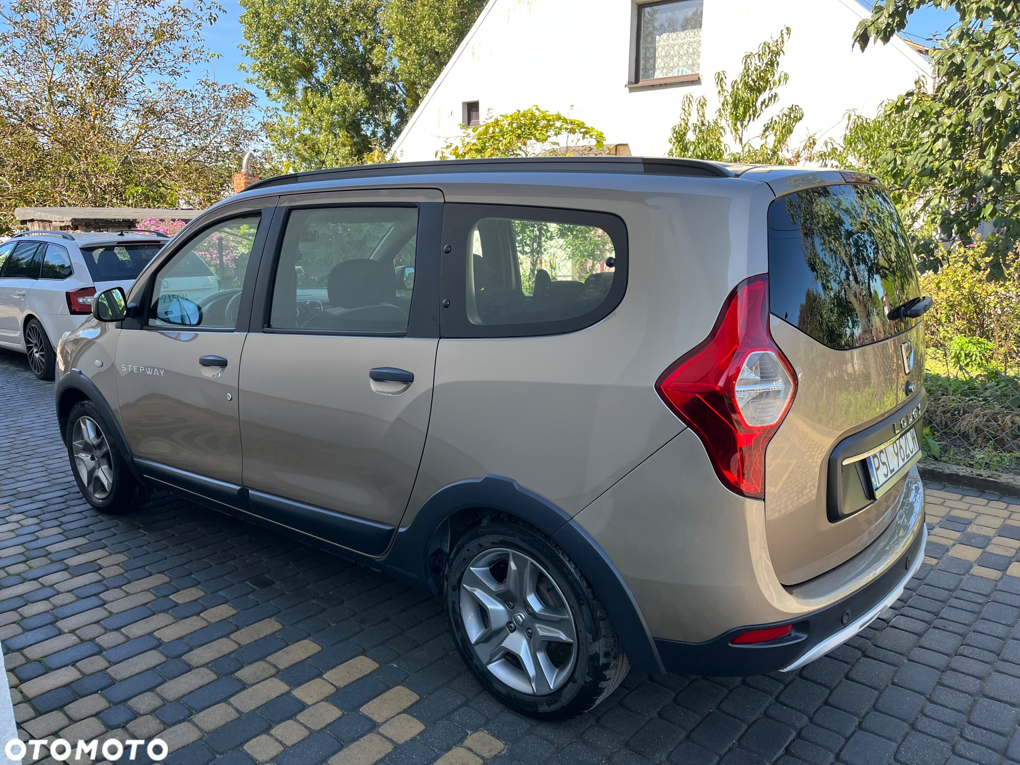 Dacia Lodgy Blue dCi 115 (7-Sitzer) Stepway Selection Blue - 6