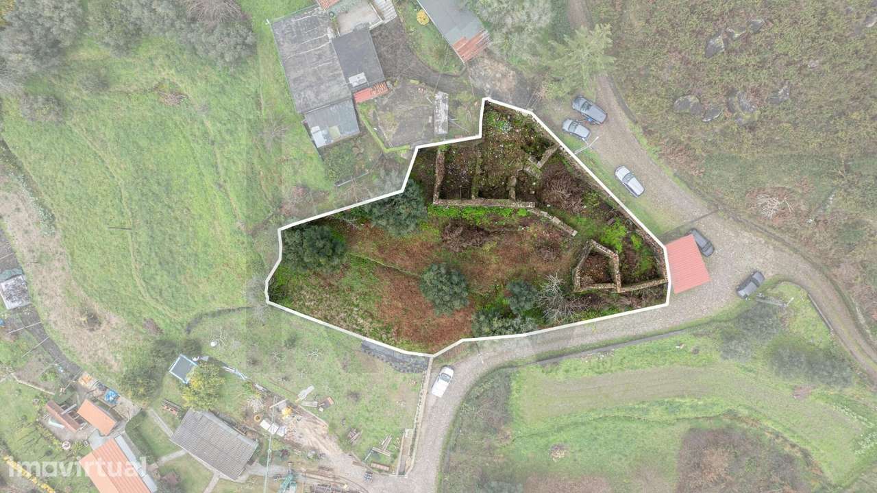 Terreno com Ruínas em Pedra (1840) para Construção – Rio Âncora | Mont - Grande imagem: 3/35