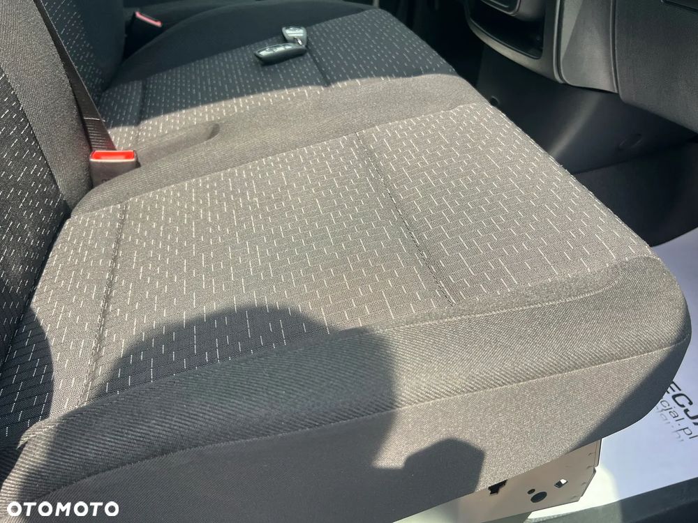 Mercedes-Benz Vito - 32