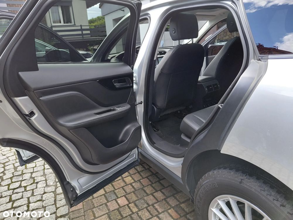 Jaguar F-Pace 20d AWD Prestige - 19