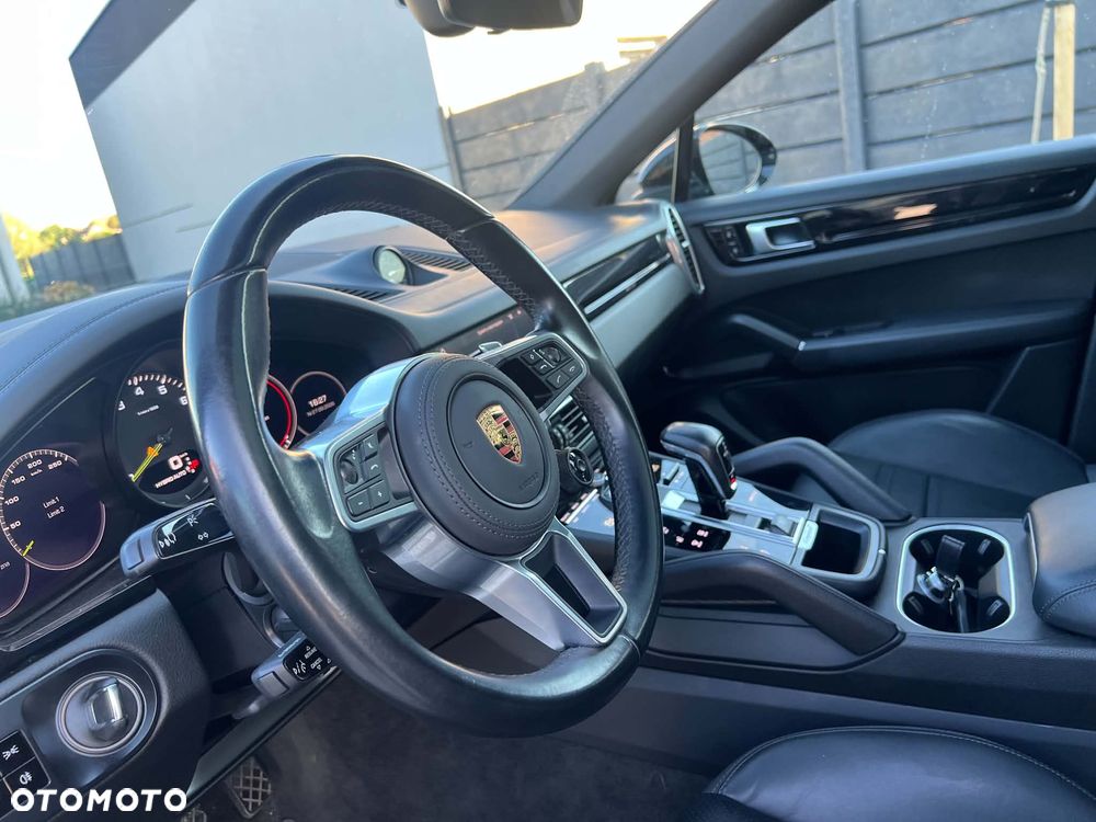 Porsche Cayenne E-Hybrid - 10