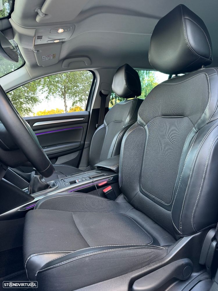 Renault Mégane Sport Tourer 1.5 Blue dCi Limited J17 - 6
