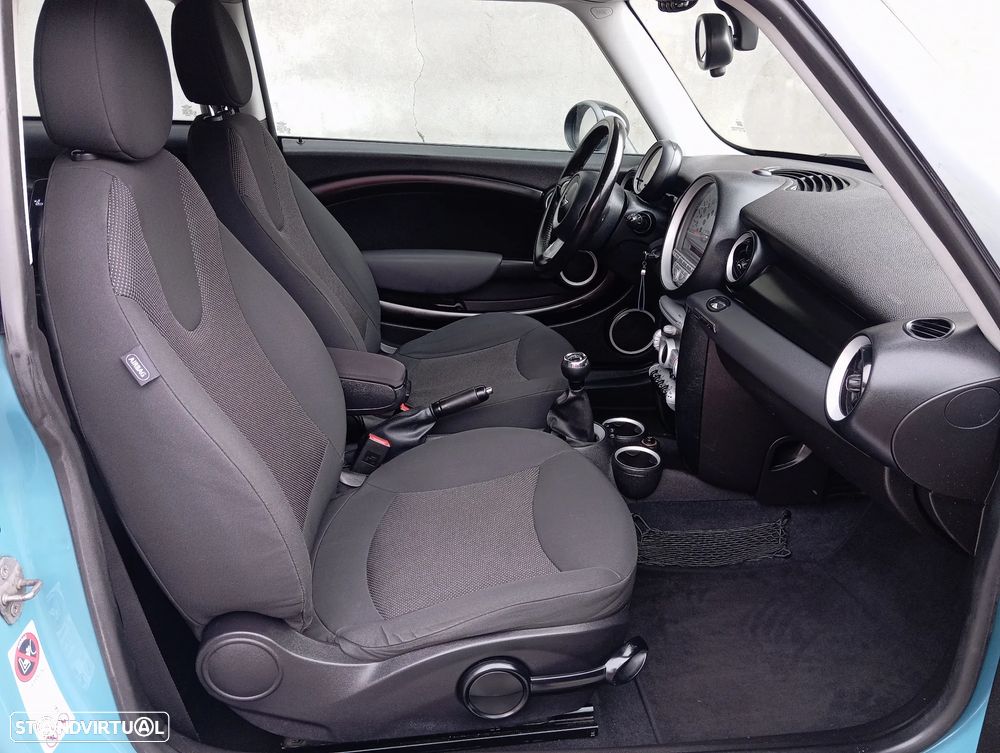 MINI 3 Portas One D - 3