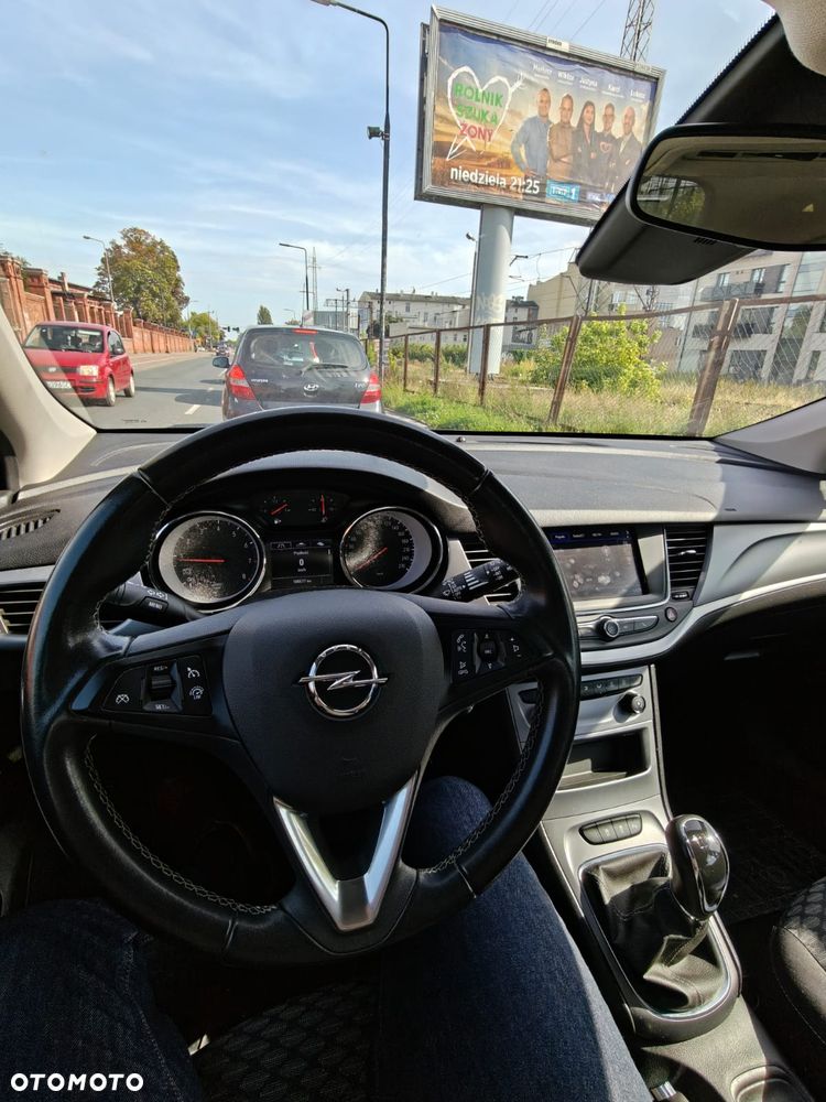 Opel Astra 1.2 T Business Elegance S&S - 7