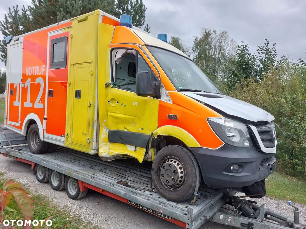 Mercedes-Benz Sprinter - 4