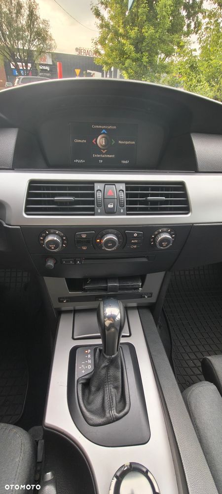 BMW Seria 5 - 24