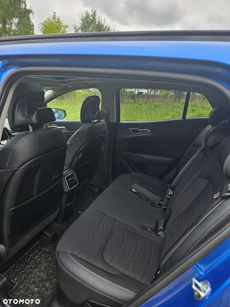 Kia Sportage 1.6 T-GDI HEV Business Line 2WD - 16