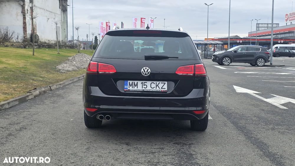 Volkswagen Golf 2.0 TDI Highline - 13