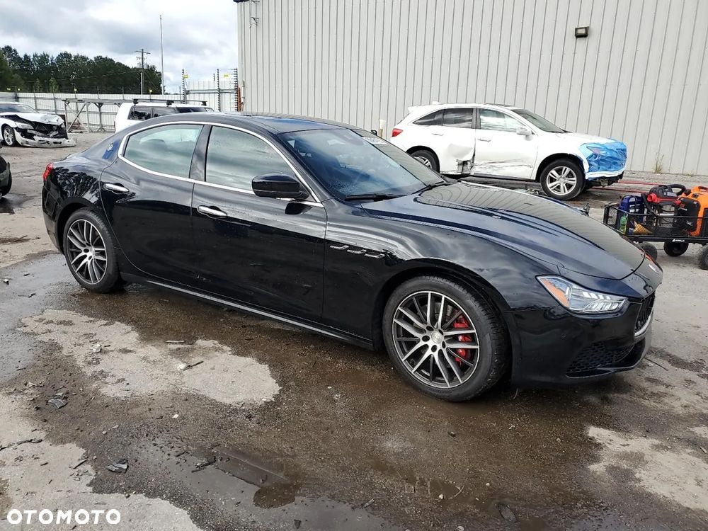 Maserati Ghibli - 2