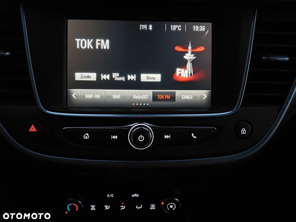 Opel Crossland X 1.2 T Enjoy S&S - 15