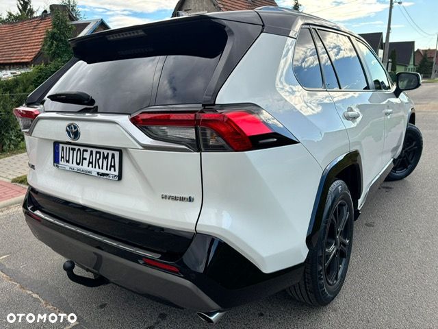 Toyota RAV4 - 6