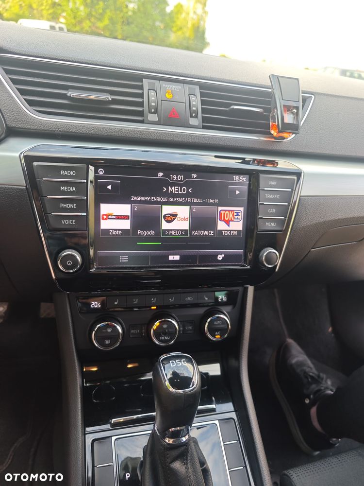 Skoda Superb 2.0 TSI Style DSG - 33